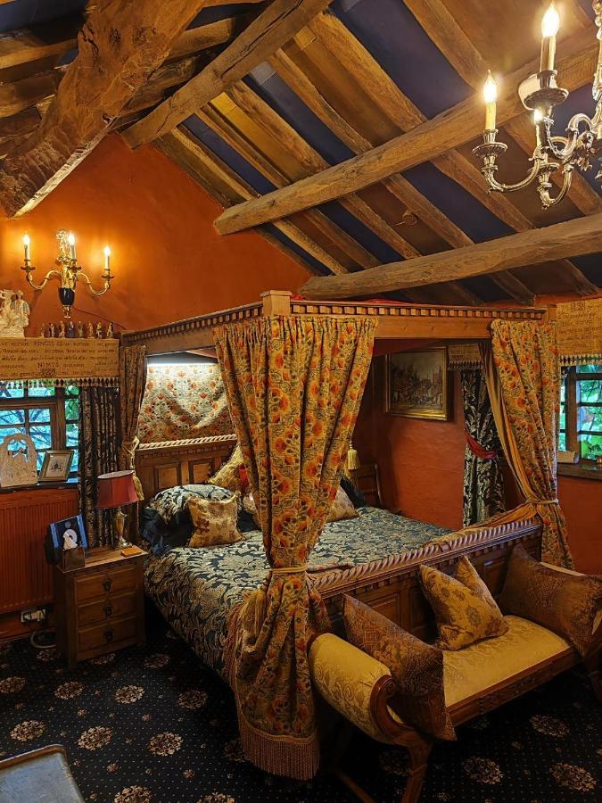 Wizards Thatch Luxury Suites Alderley Edge Εξωτερικό φωτογραφία