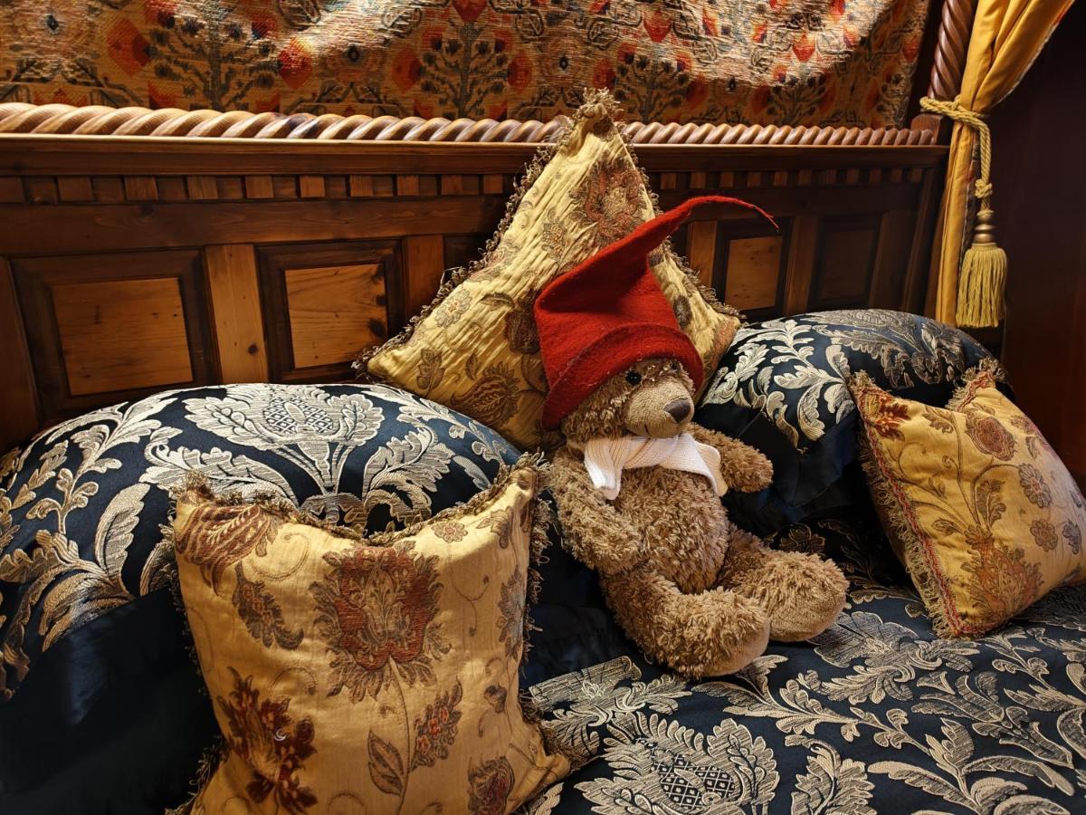 Wizards Thatch Luxury Suites Alderley Edge Εξωτερικό φωτογραφία