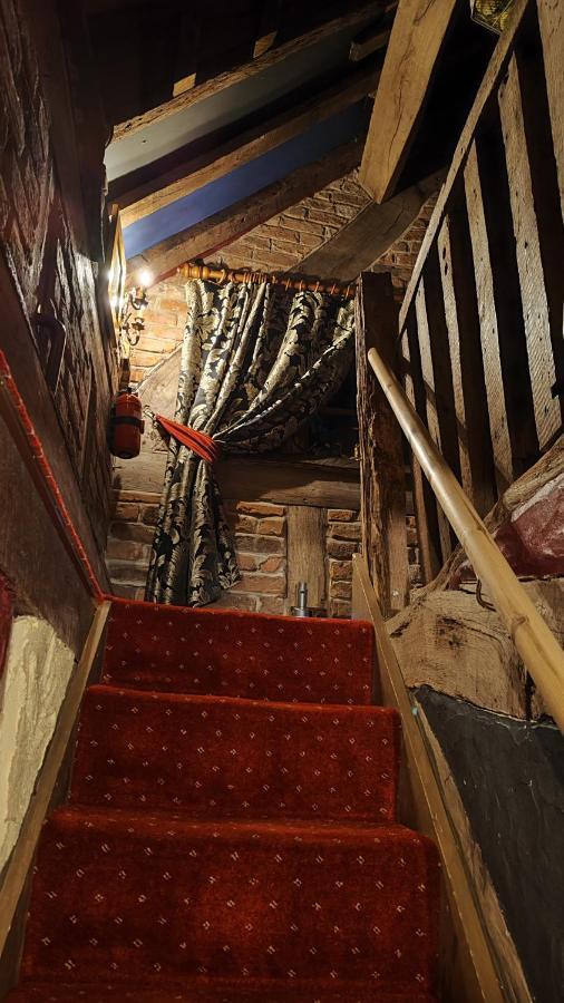 Wizards Thatch Luxury Suites Alderley Edge Εξωτερικό φωτογραφία