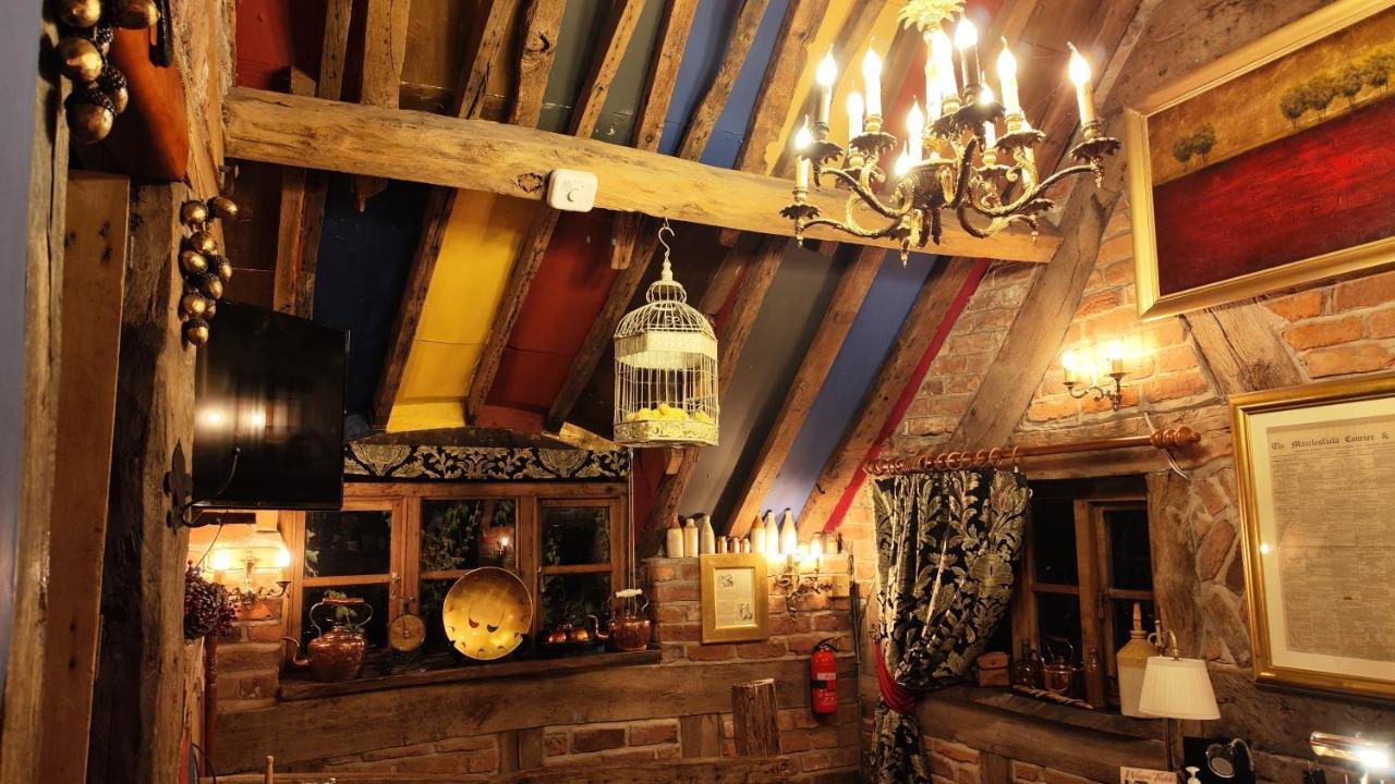 Wizards Thatch Luxury Suites Alderley Edge Εξωτερικό φωτογραφία