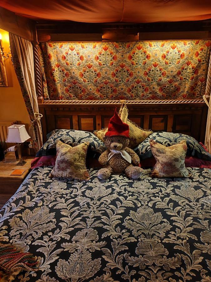 Wizards Thatch Luxury Suites Alderley Edge Εξωτερικό φωτογραφία