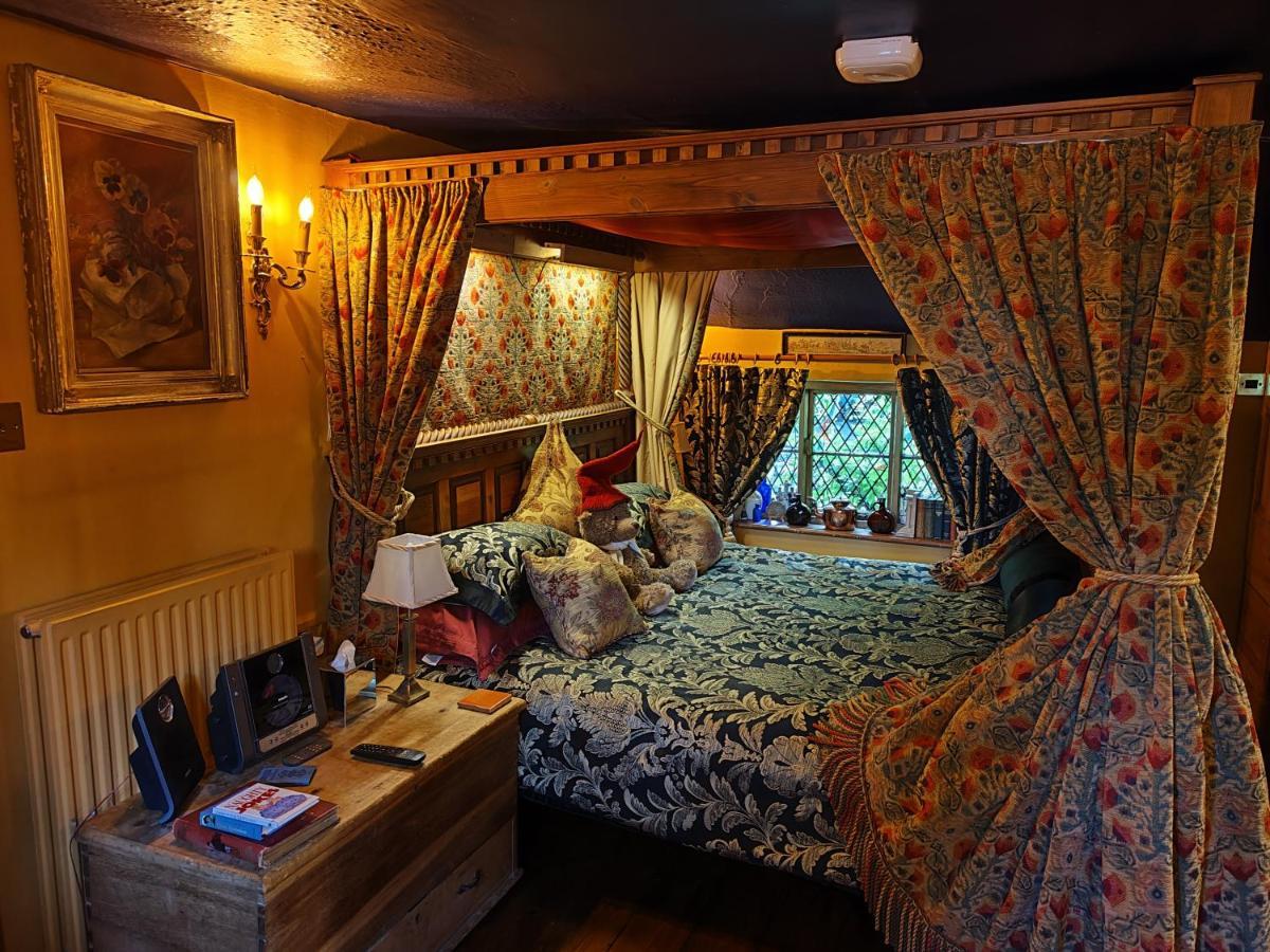 Wizards Thatch Luxury Suites Alderley Edge Εξωτερικό φωτογραφία