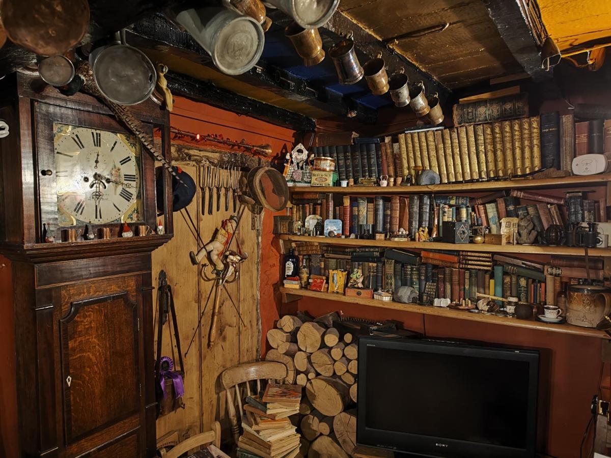 Wizards Thatch Luxury Suites Alderley Edge Εξωτερικό φωτογραφία
