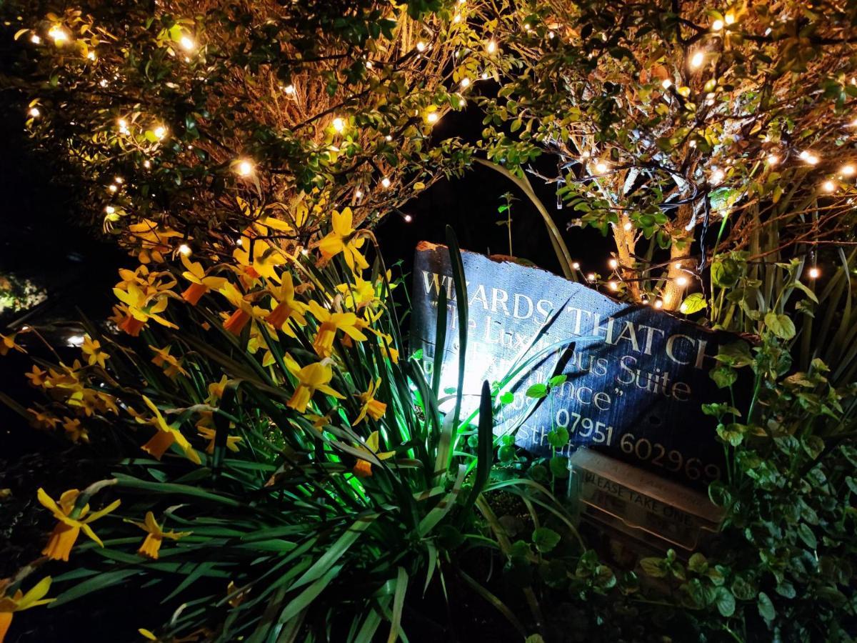Wizards Thatch Luxury Suites Alderley Edge Εξωτερικό φωτογραφία